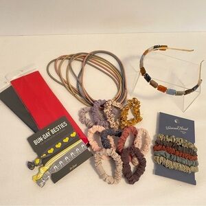 Universal Thread/ Goody/ Bun-Day Besties/ Black & Red Hair Accessories New